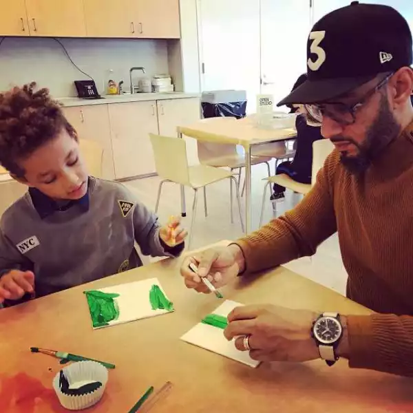 Alicia Keys tells Parents to let boys have painted nails
